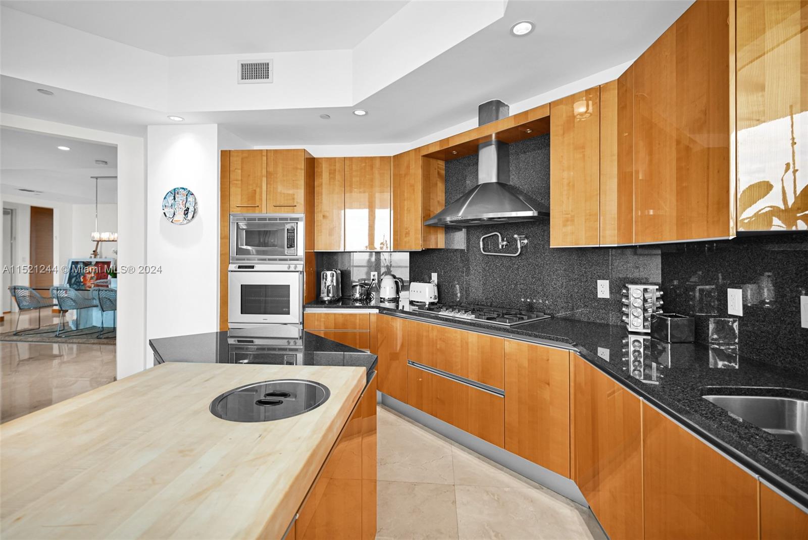 TURNBERRY OCEAN COLONY - Residential