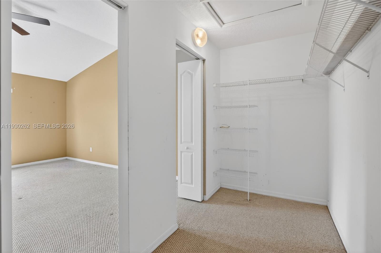 SEMINOLE ESTATES & TOWNHO - Residential