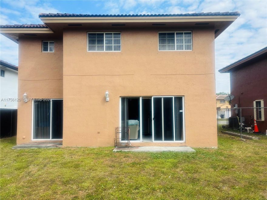 Sole property owner would love for you to now make this your home! Comfortably spacious single-family residence may be yours promptly. Great neighborhood, with amazing neighbors. Call listing agent, Alexandra, to schedule showings. External video footage available upon request.