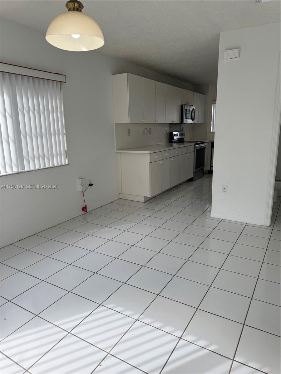 LAGUNA PONDS SEC 2 - Residential