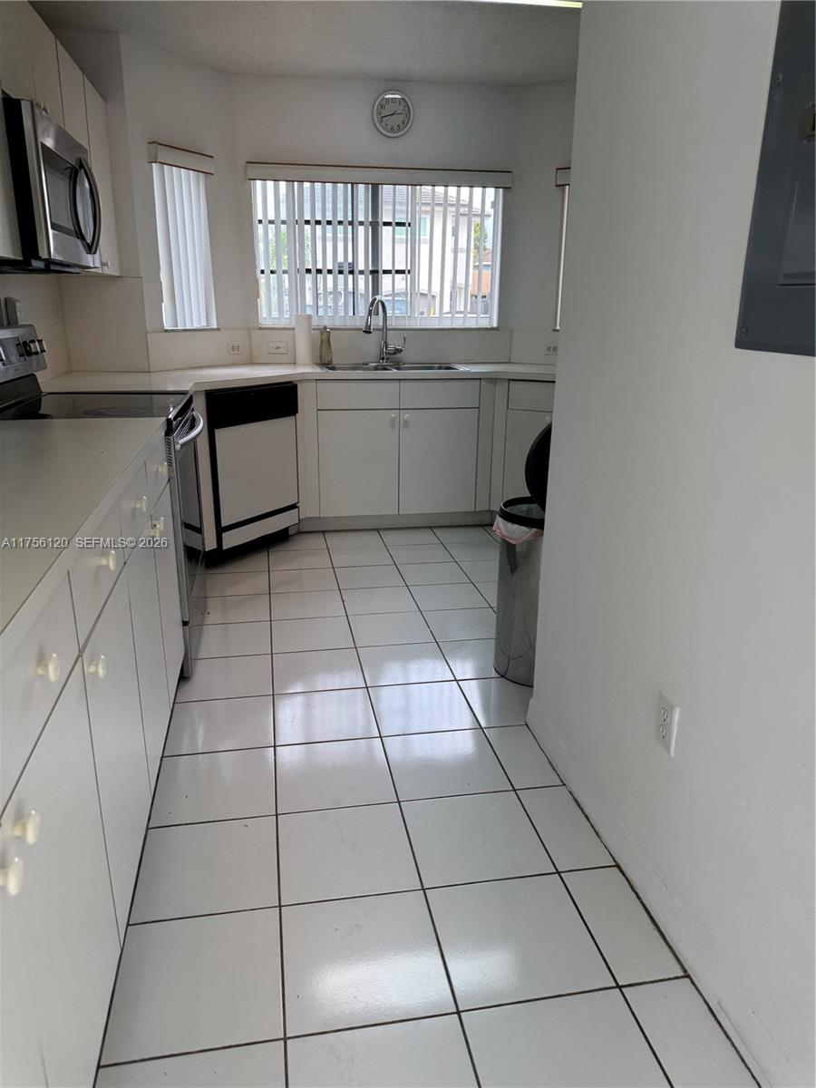 LAGUNA PONDS SEC 2 - Residential