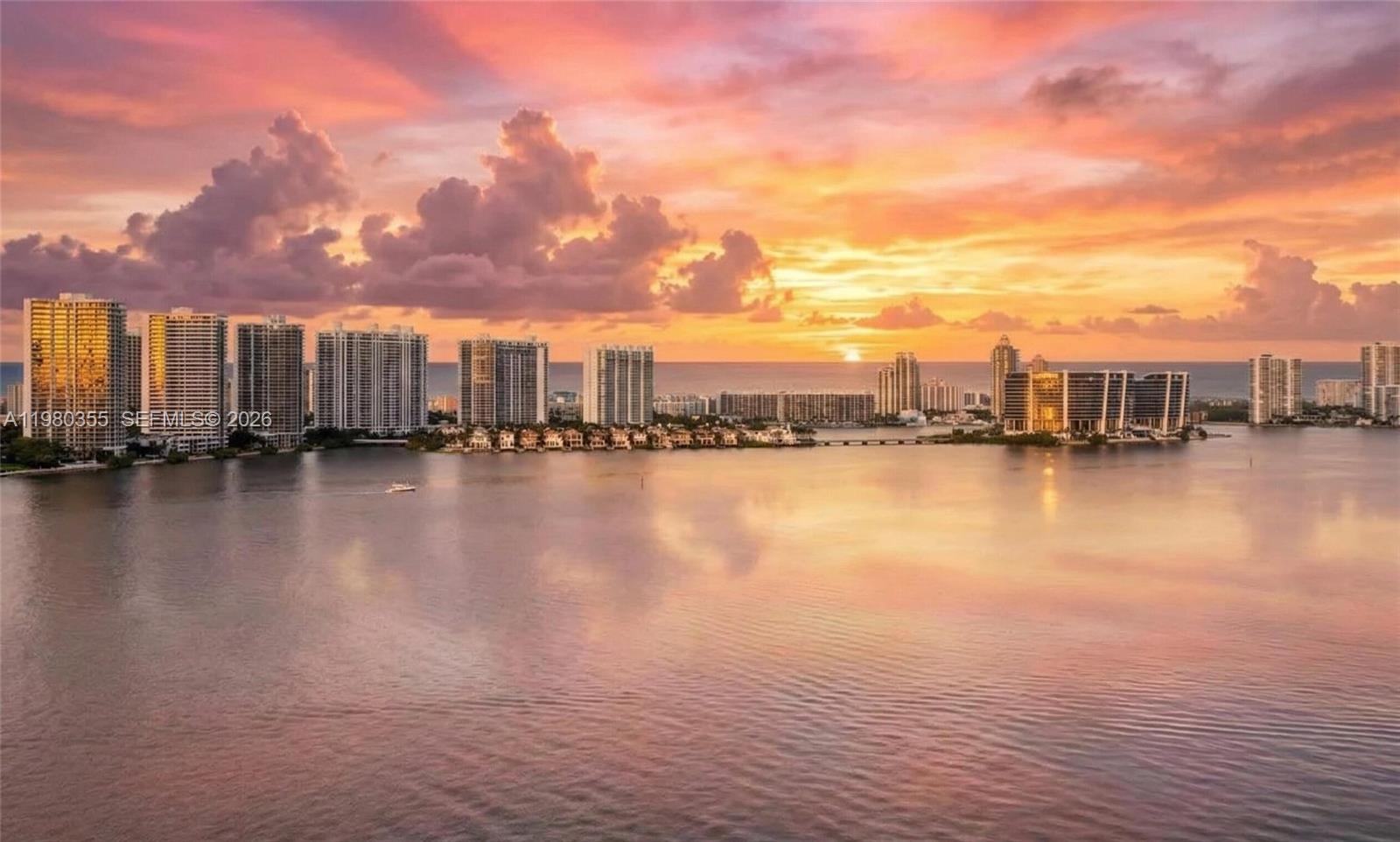 WINSTON TOWERS 200 - Residential