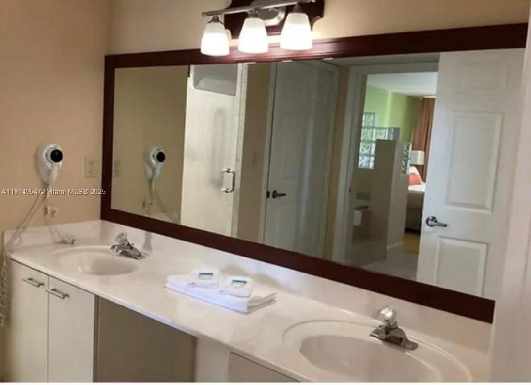 VACATION VILLAGE AT BONAV - Residential Lease