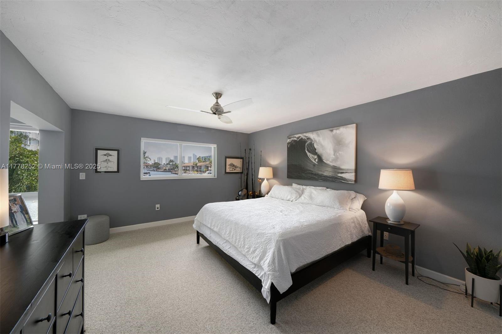 DRIFTWOOD COVE TOWNHOUSES - Residential