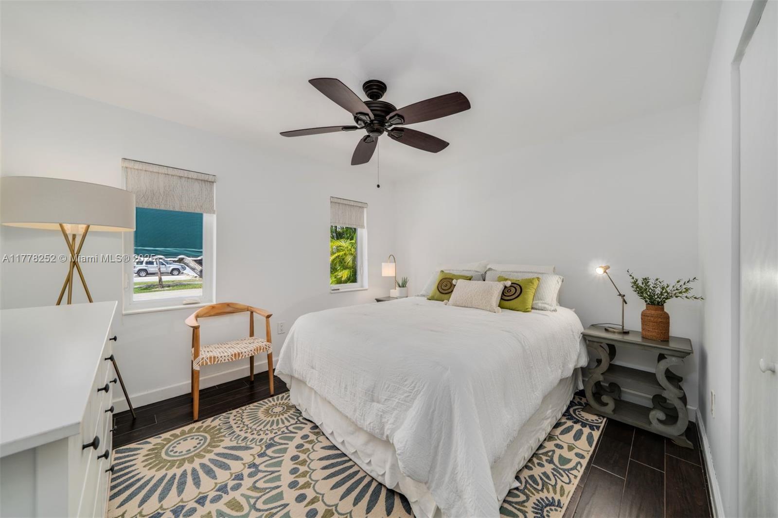 DRIFTWOOD COVE TOWNHOUSES - Residential