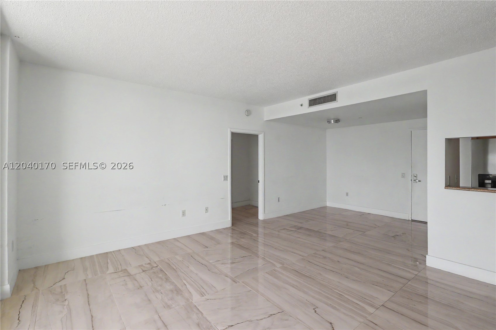 2475 Brickell Ave 704