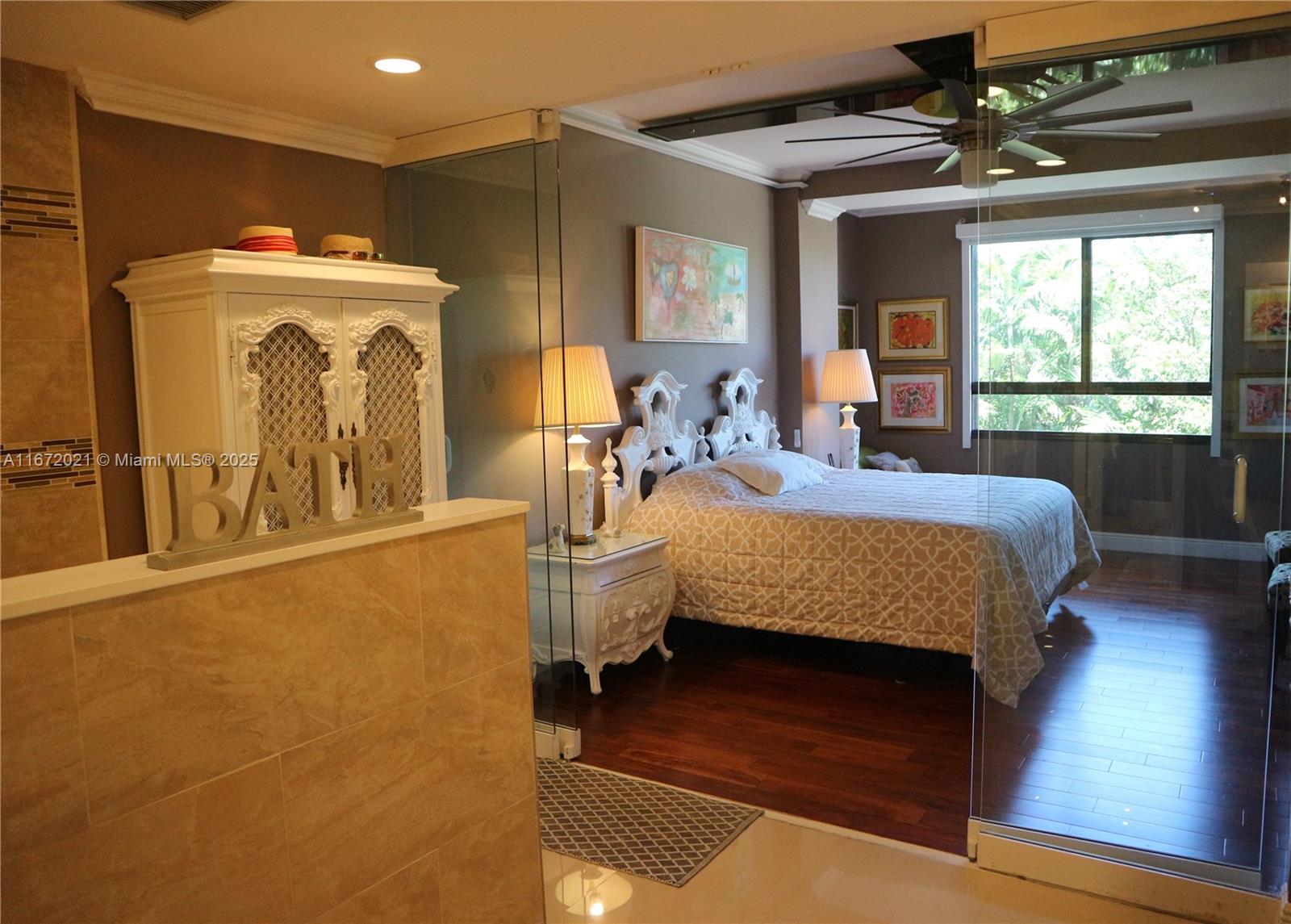 THE EMERALDBAY KEY COLONY - Residential Lease