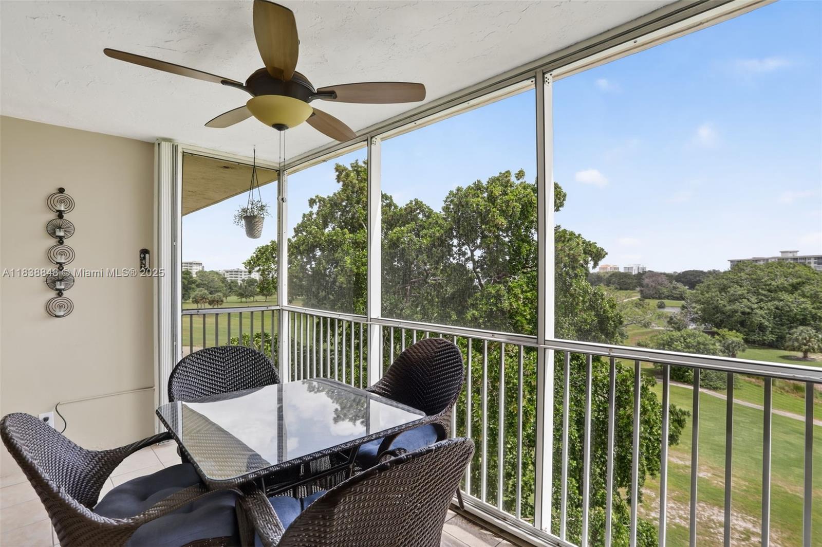 NO 31 PALM-AIRE COUNTRY C - Residential