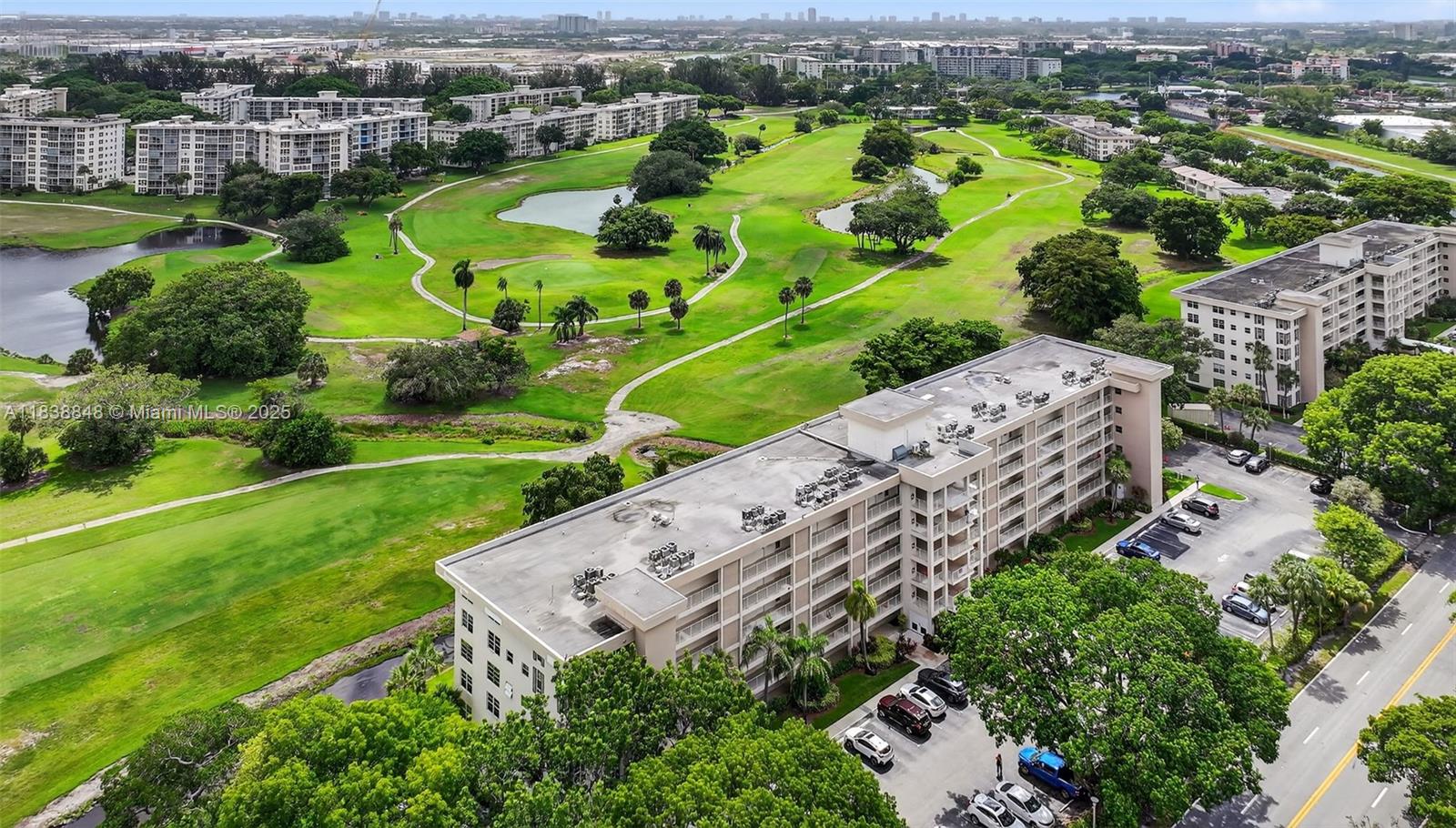 NO 31 PALM-AIRE COUNTRY C - Residential