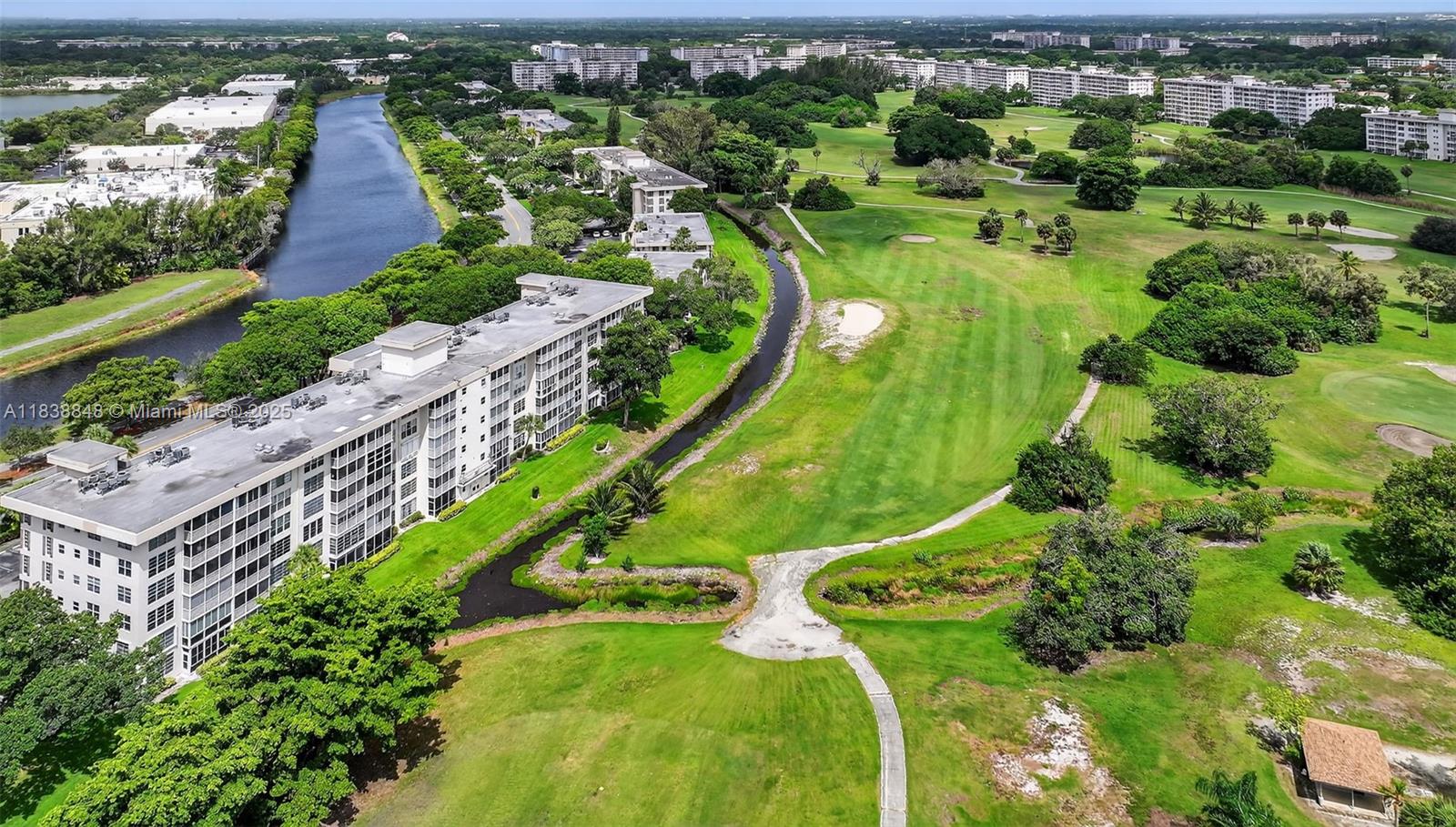 NO 31 PALM-AIRE COUNTRY C - Residential