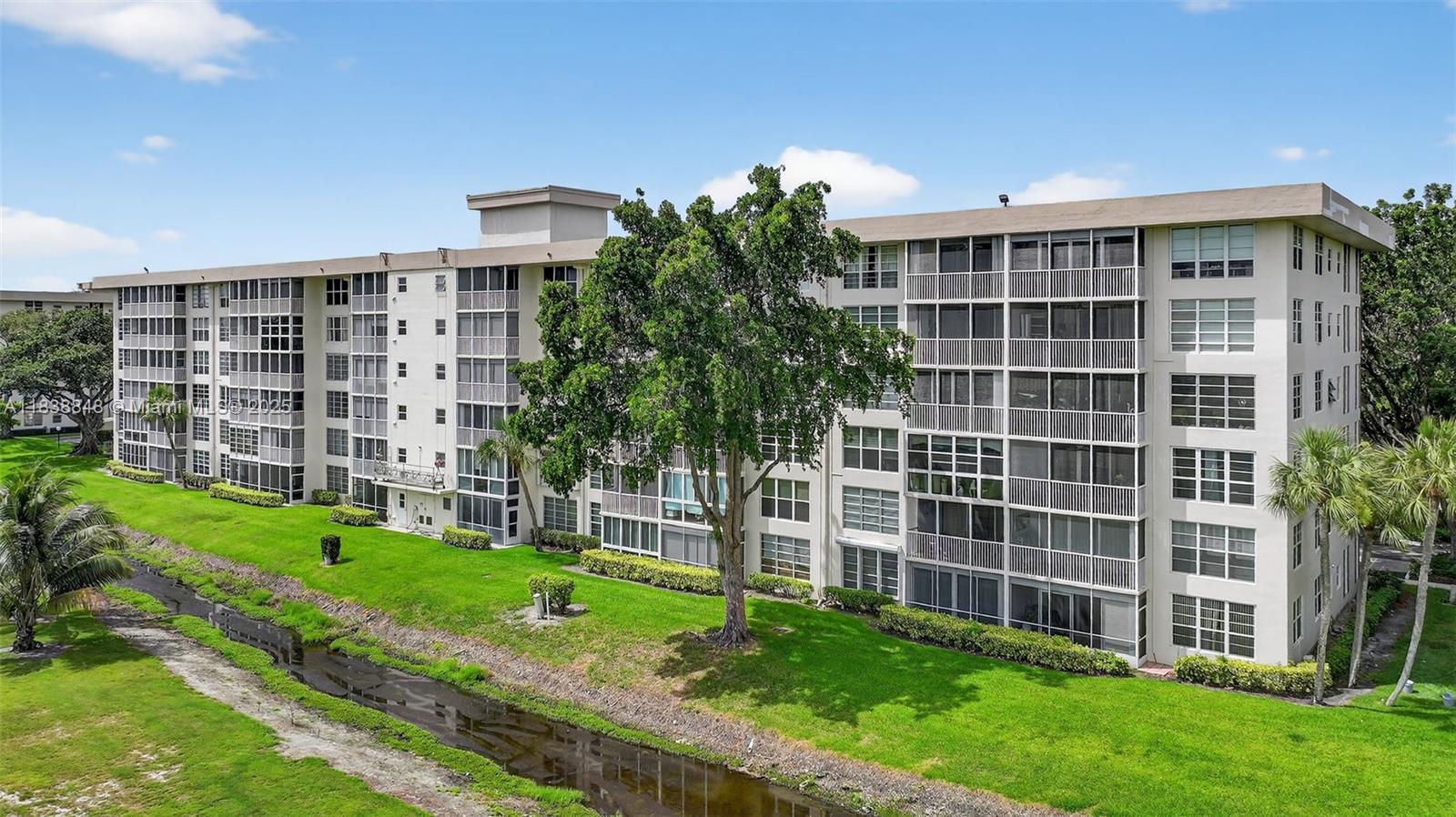 NO 31 PALM-AIRE COUNTRY C - Residential