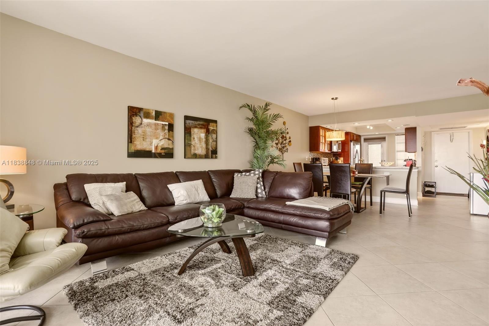 NO 31 PALM-AIRE COUNTRY C - Residential