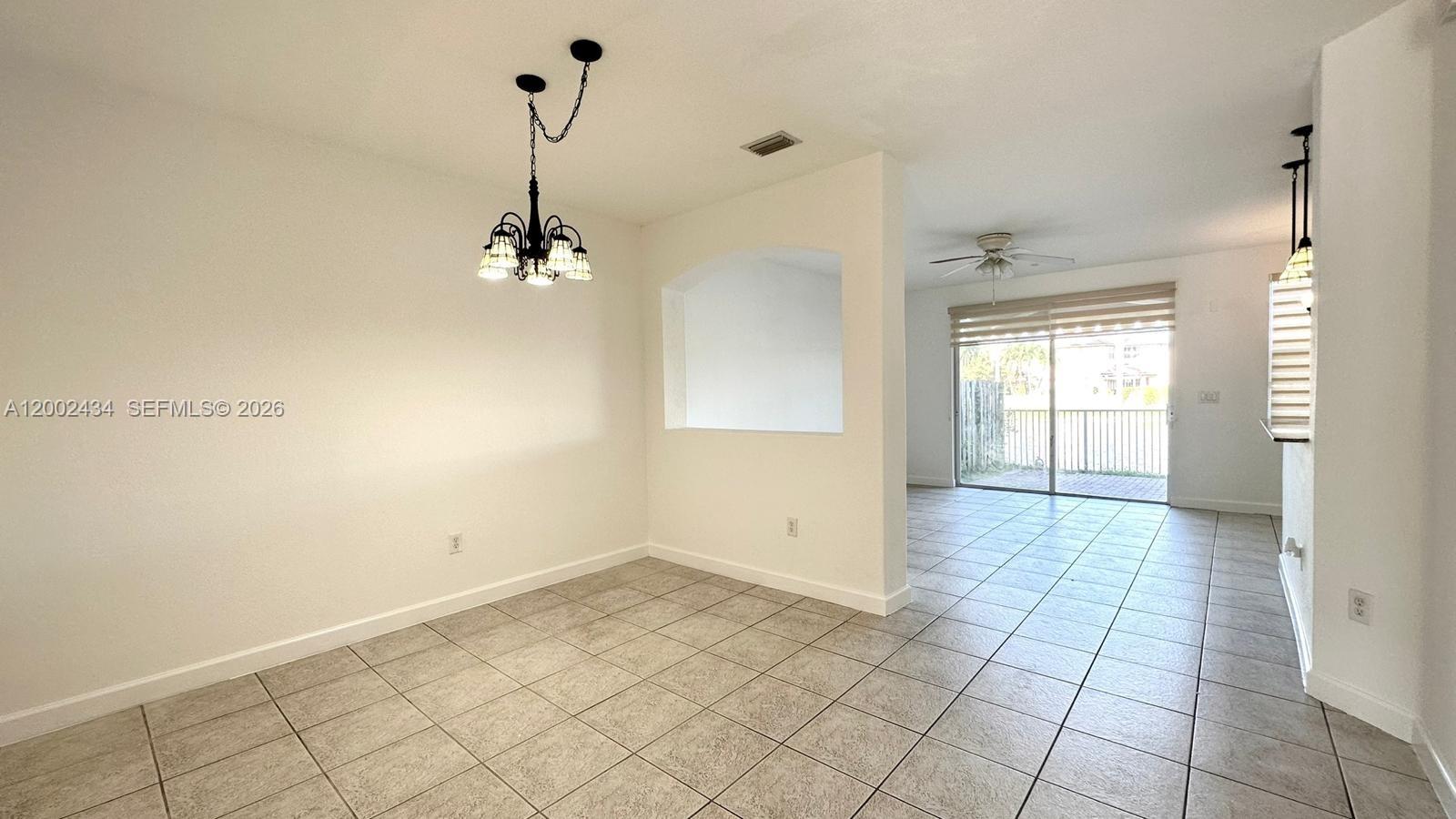 ISLANDS AT DORAL - Residential Lease