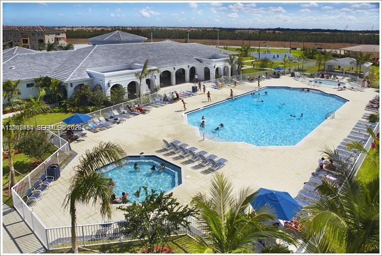 ISLANDS AT DORAL - Residential Lease