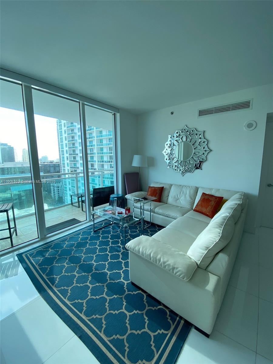 THE PLAZA 851 BRICKELL CO - Residential