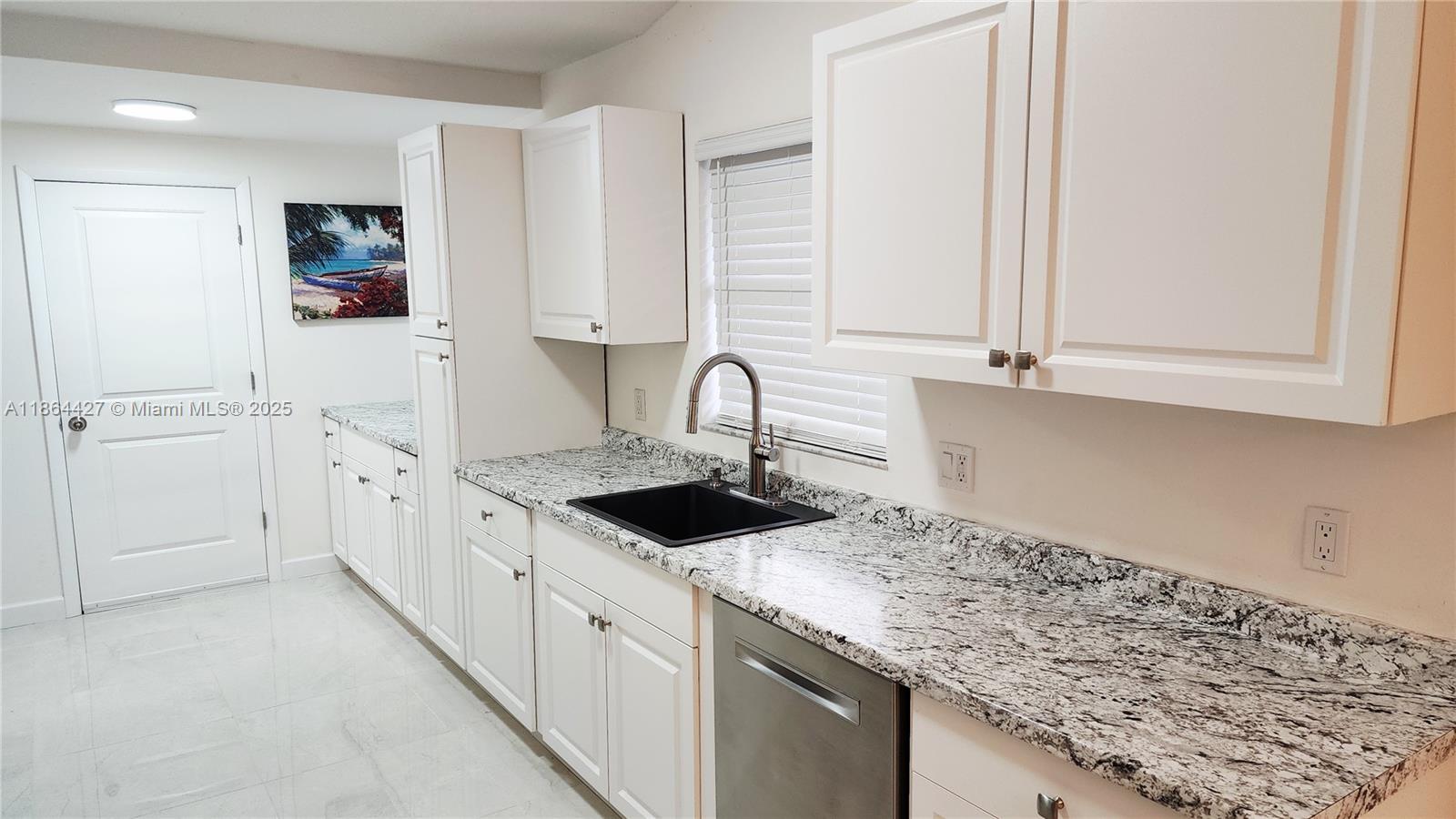 DUCKWOOD - Residential