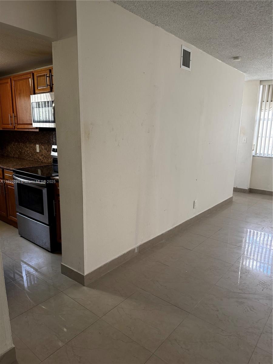 CRESTVIEW TOWERS CONDO - Residential