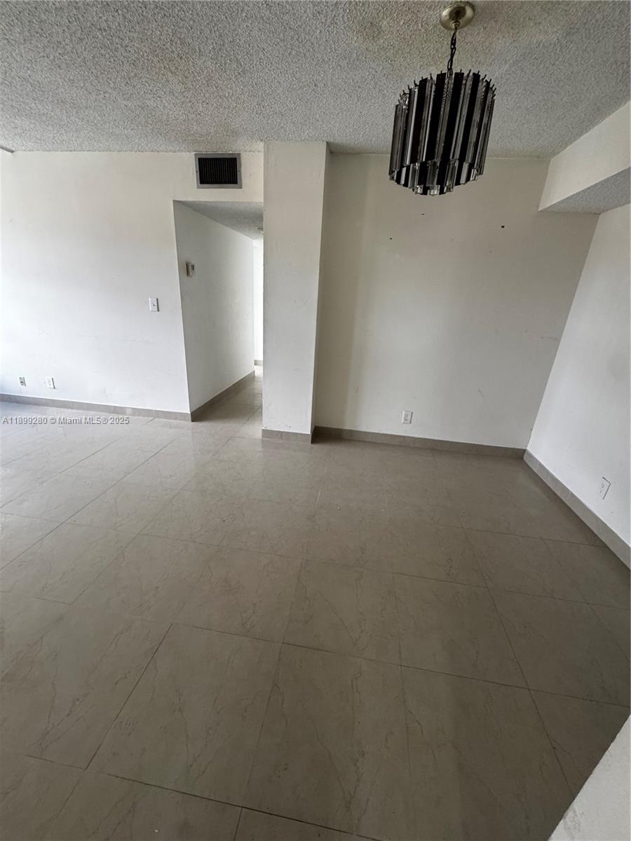 2025 NE 164th St 316