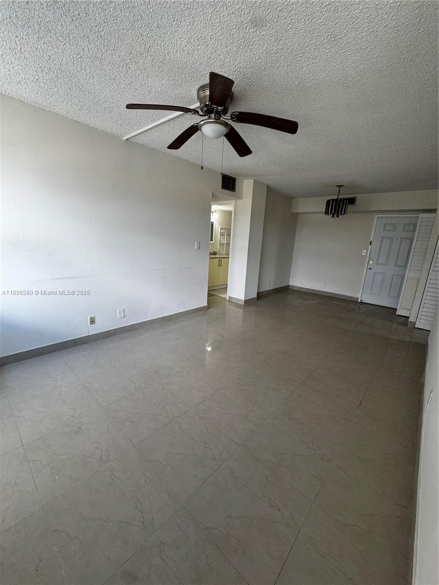 2025 NE 164th St 316