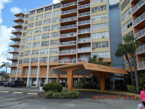 2025 NE 164th St 316 North Miami Beach FL 33162