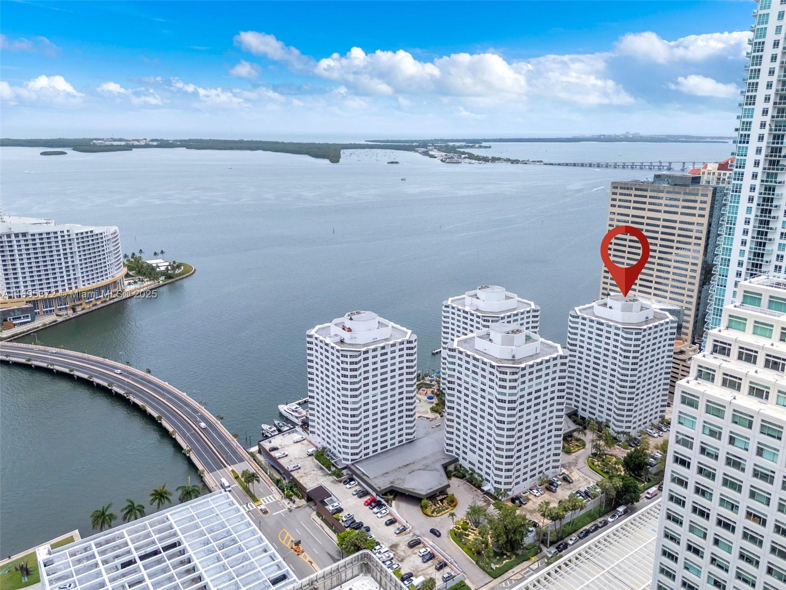 999 Brickell Bay Dr 1005