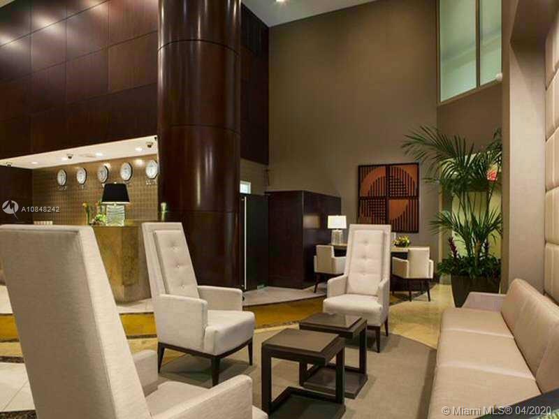 TRUMP INTERNATIONAL SONES - Residential