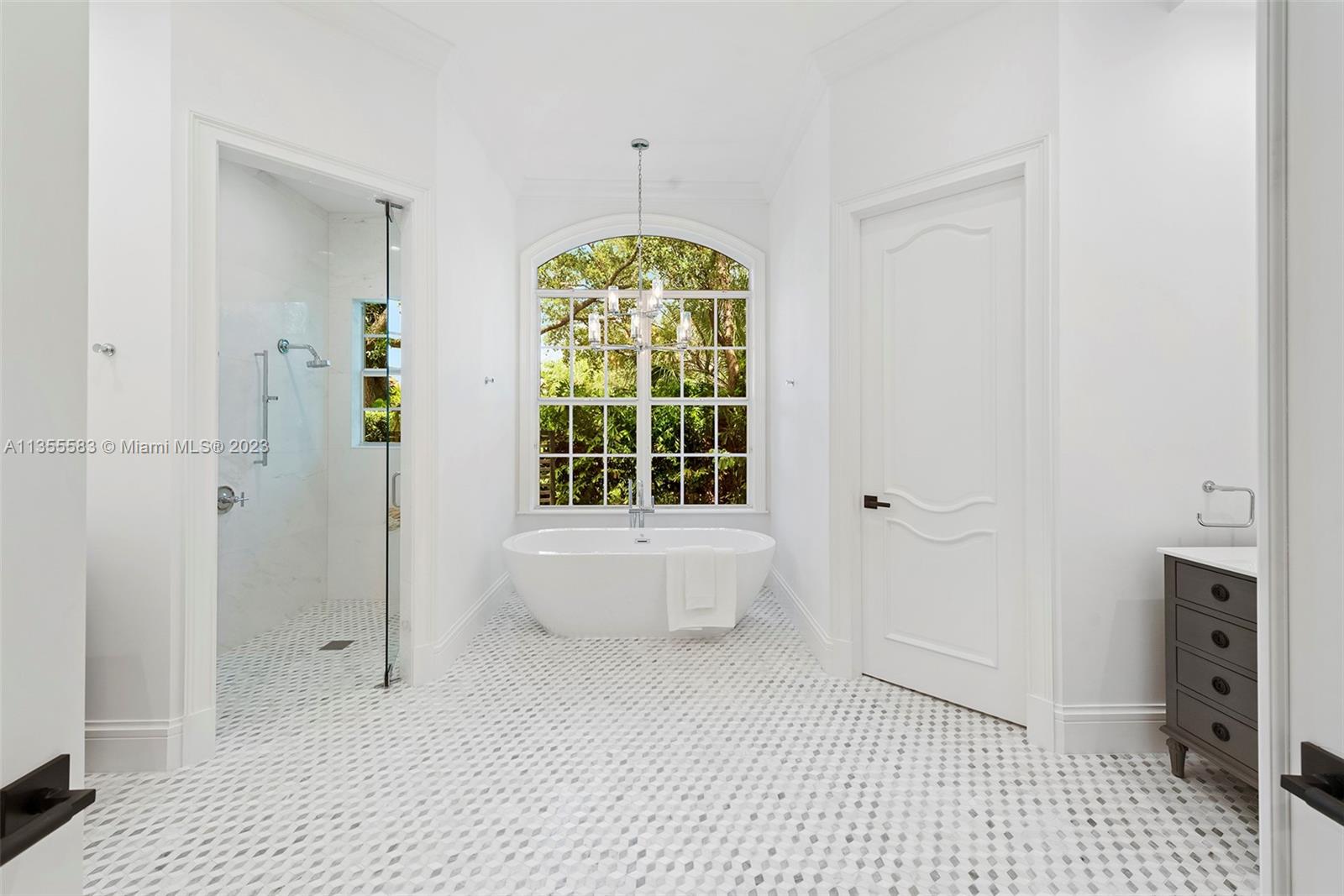 HELMS COUNTRY ESTATES RE- - Residential