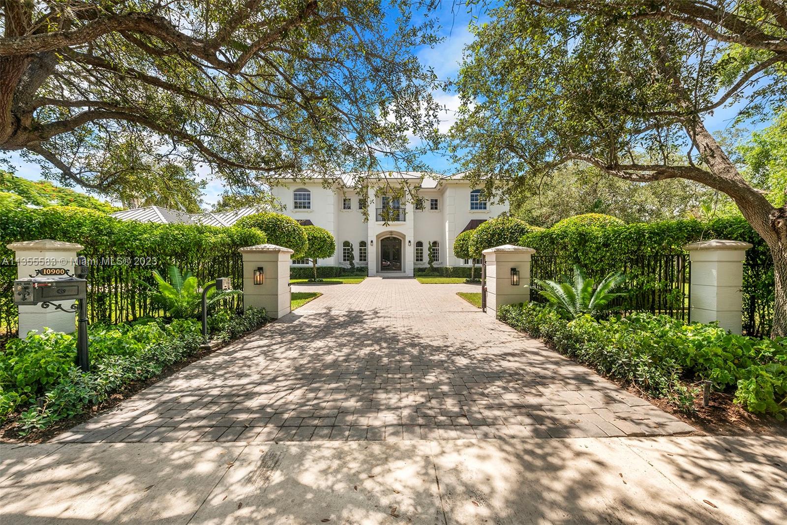 HELMS COUNTRY ESTATES RE- - Residential