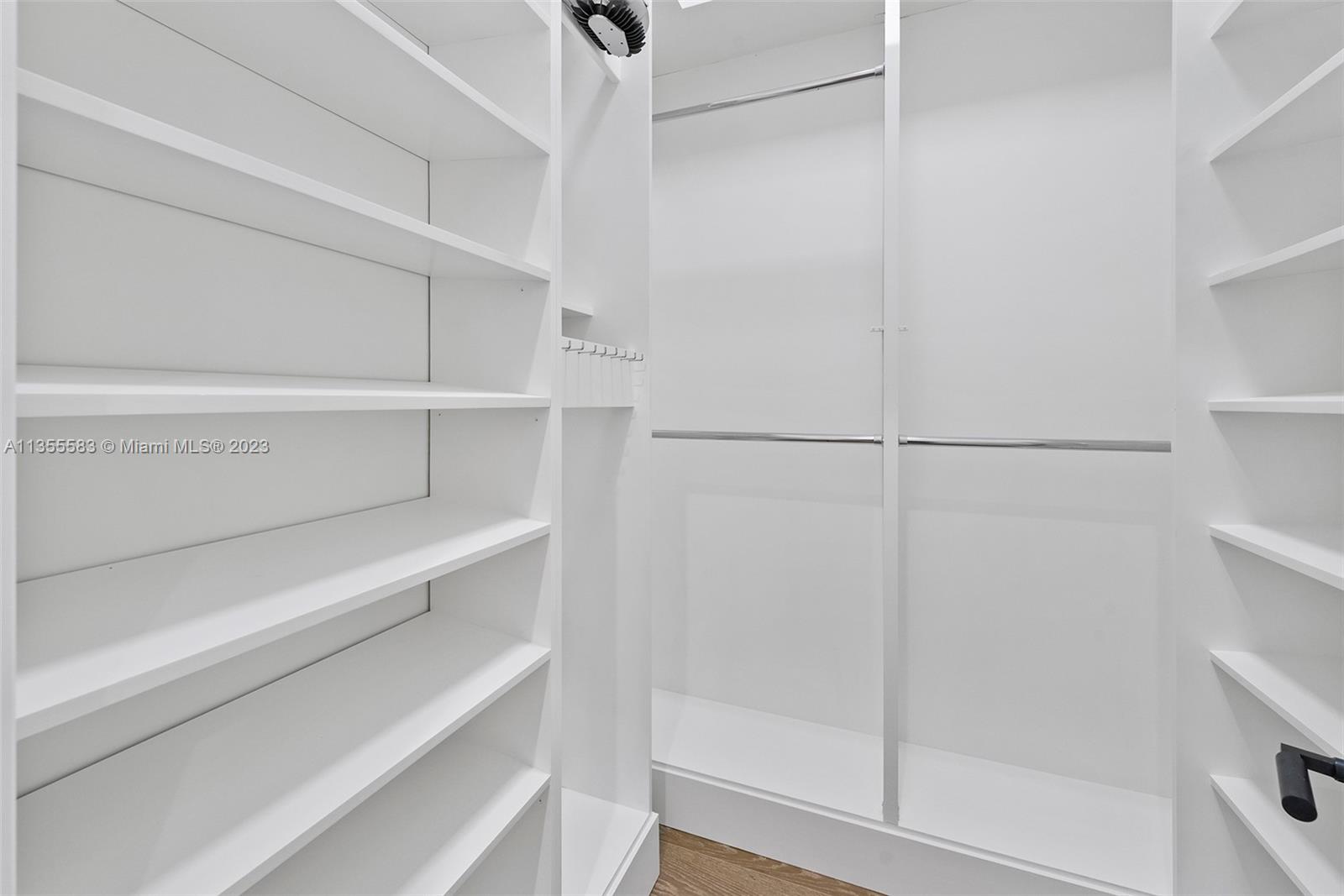 HELMS COUNTRY ESTATES RE- - Residential