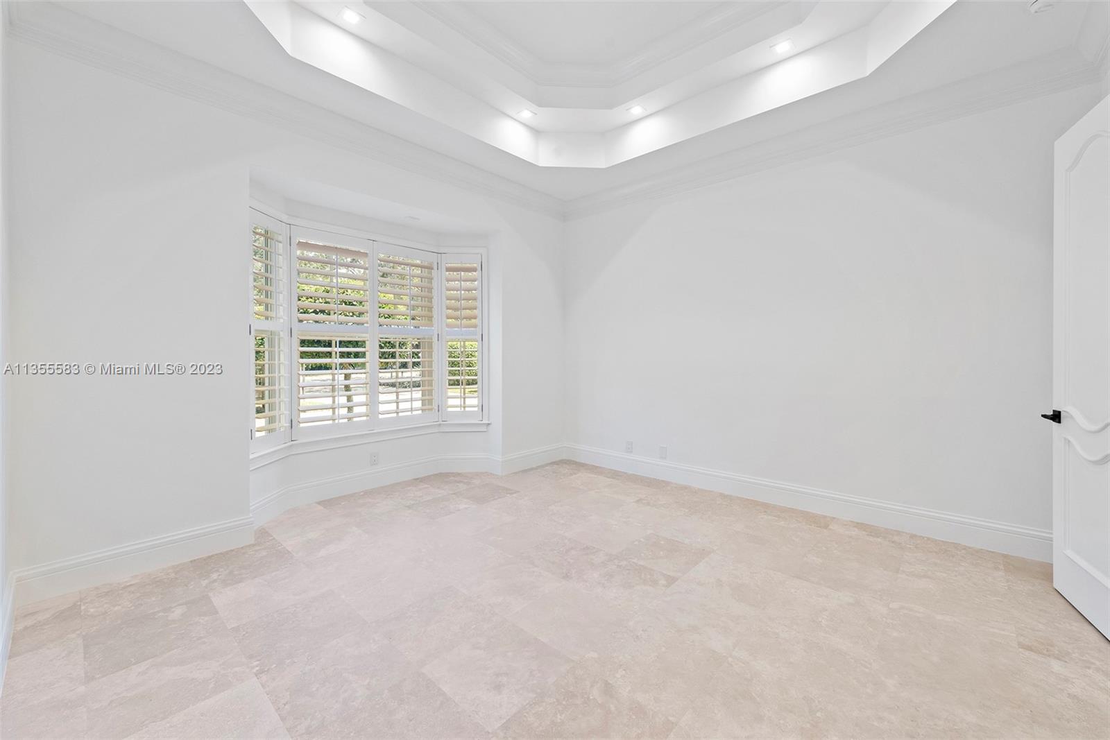 HELMS COUNTRY ESTATES RE- - Residential