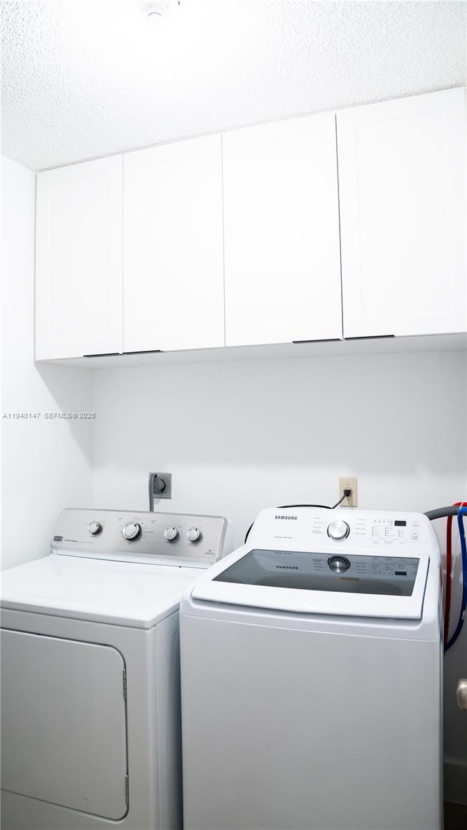 TOWNHOMES OF LA JOLLA - Residential