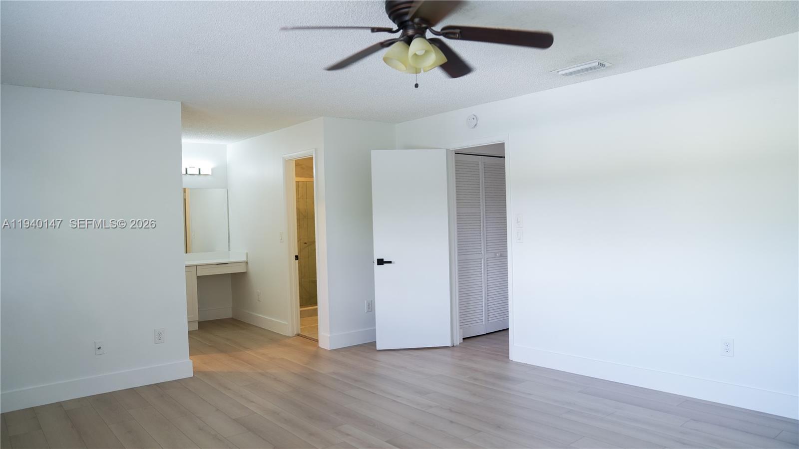 TOWNHOMES OF LA JOLLA - Residential