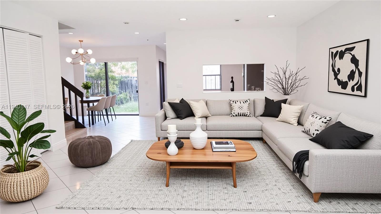 TOWNHOMES OF LA JOLLA - Residential