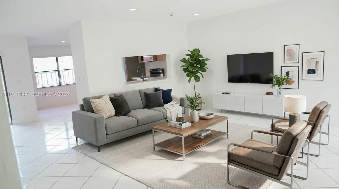 TOWNHOMES OF LA JOLLA - Residential