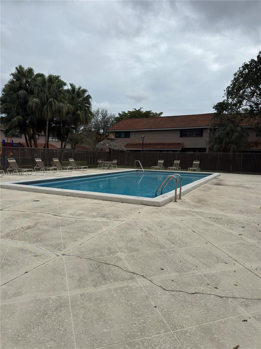 TOWNHOMES OF LA JOLLA - Residential