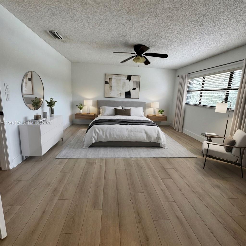 TOWNHOMES OF LA JOLLA - Residential