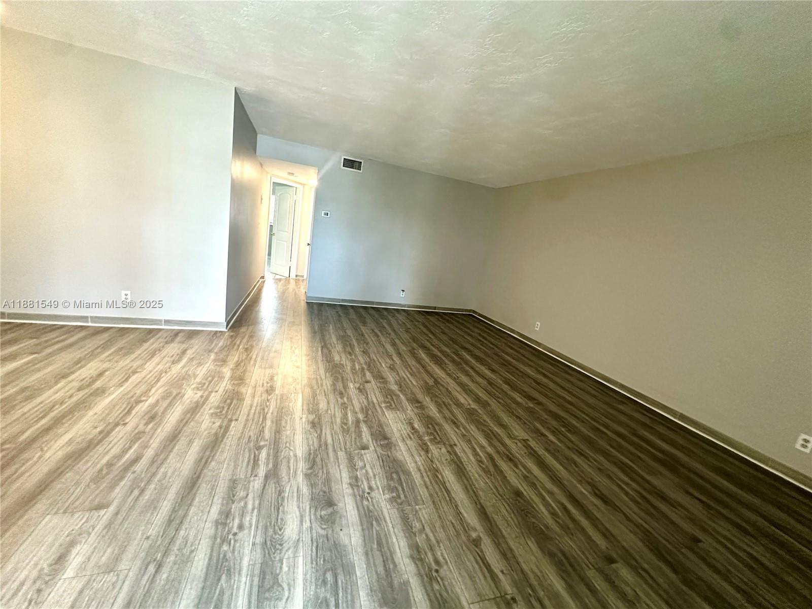 PARADISE BY THE SEA CONDO - Residential Lease