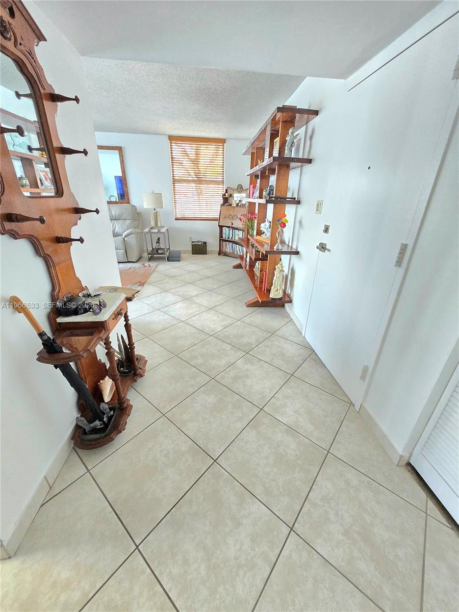 REEF NORTH CONDO - Residential