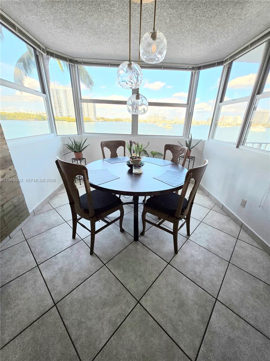 REEF NORTH CONDO - Residential