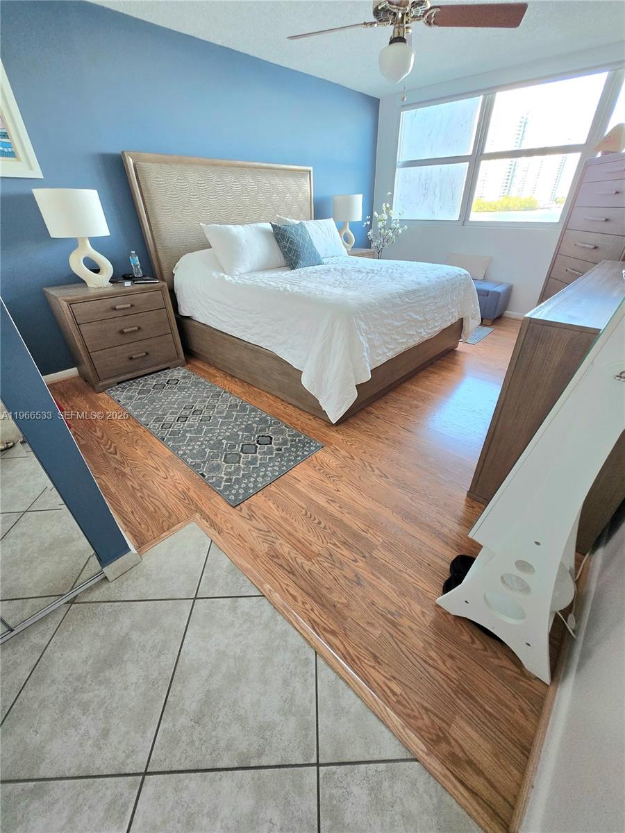 REEF NORTH CONDO - Residential