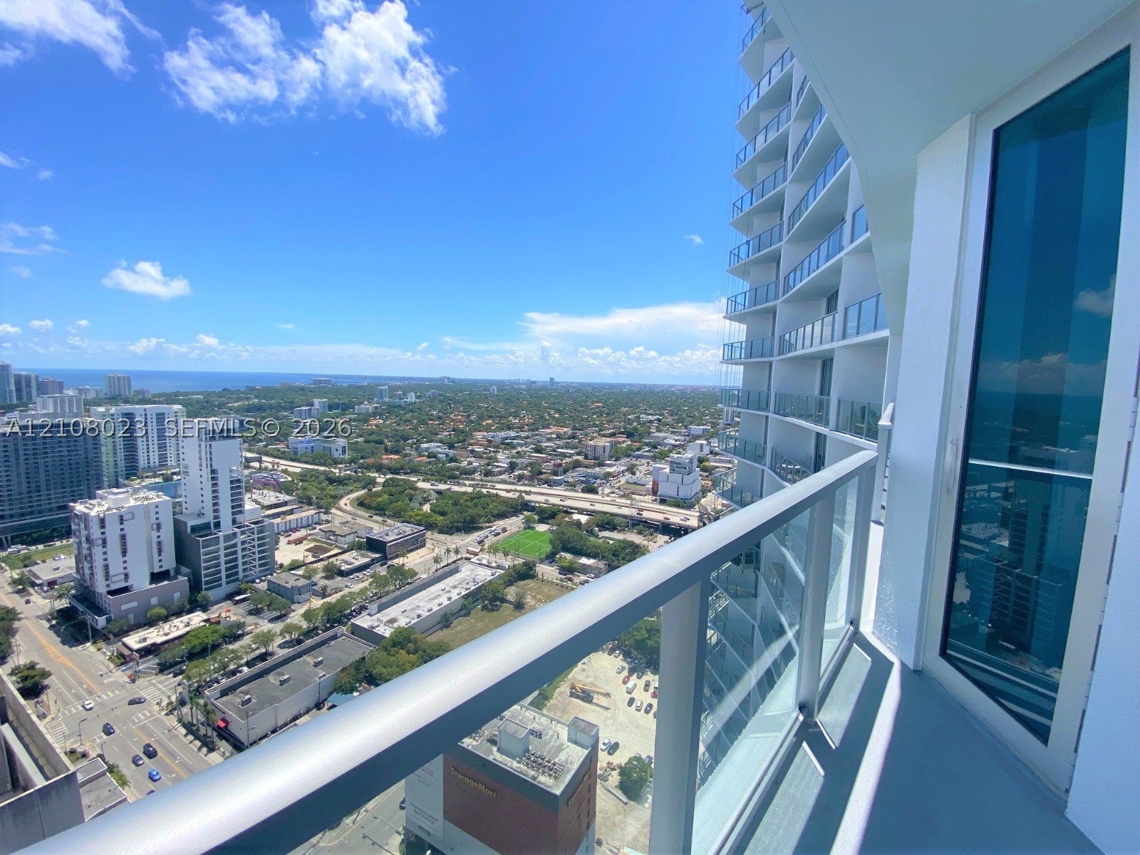 185 SW 7th St 3708