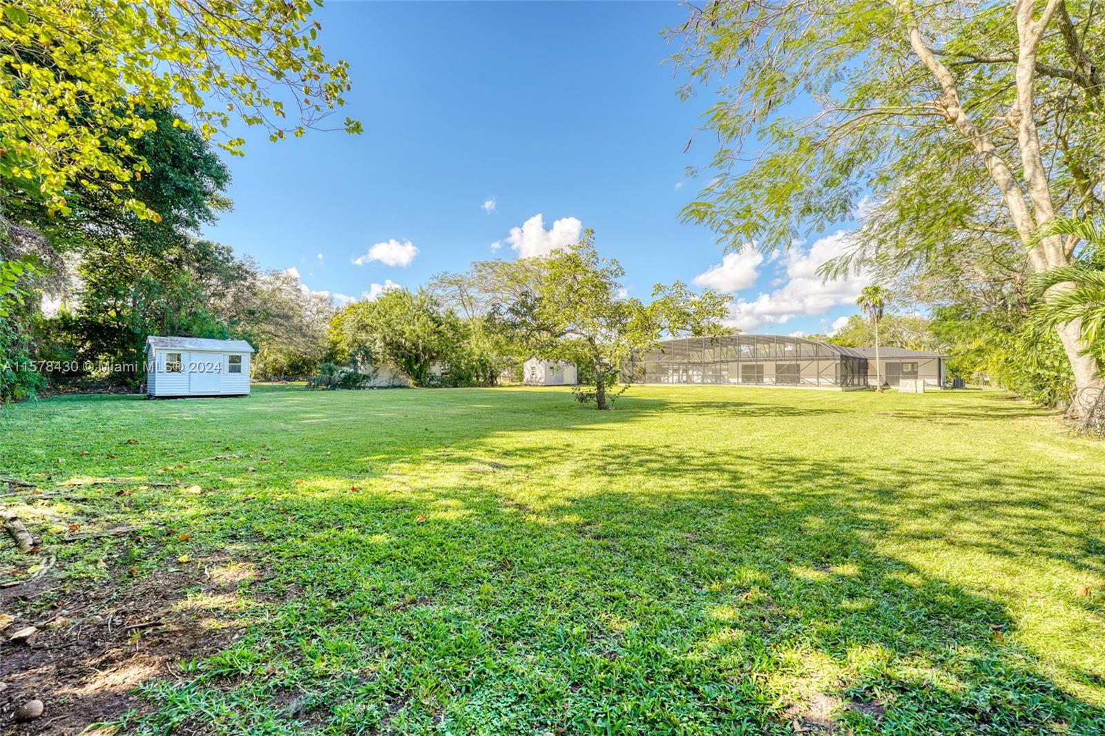 SUNILAND ESTATES - Residential