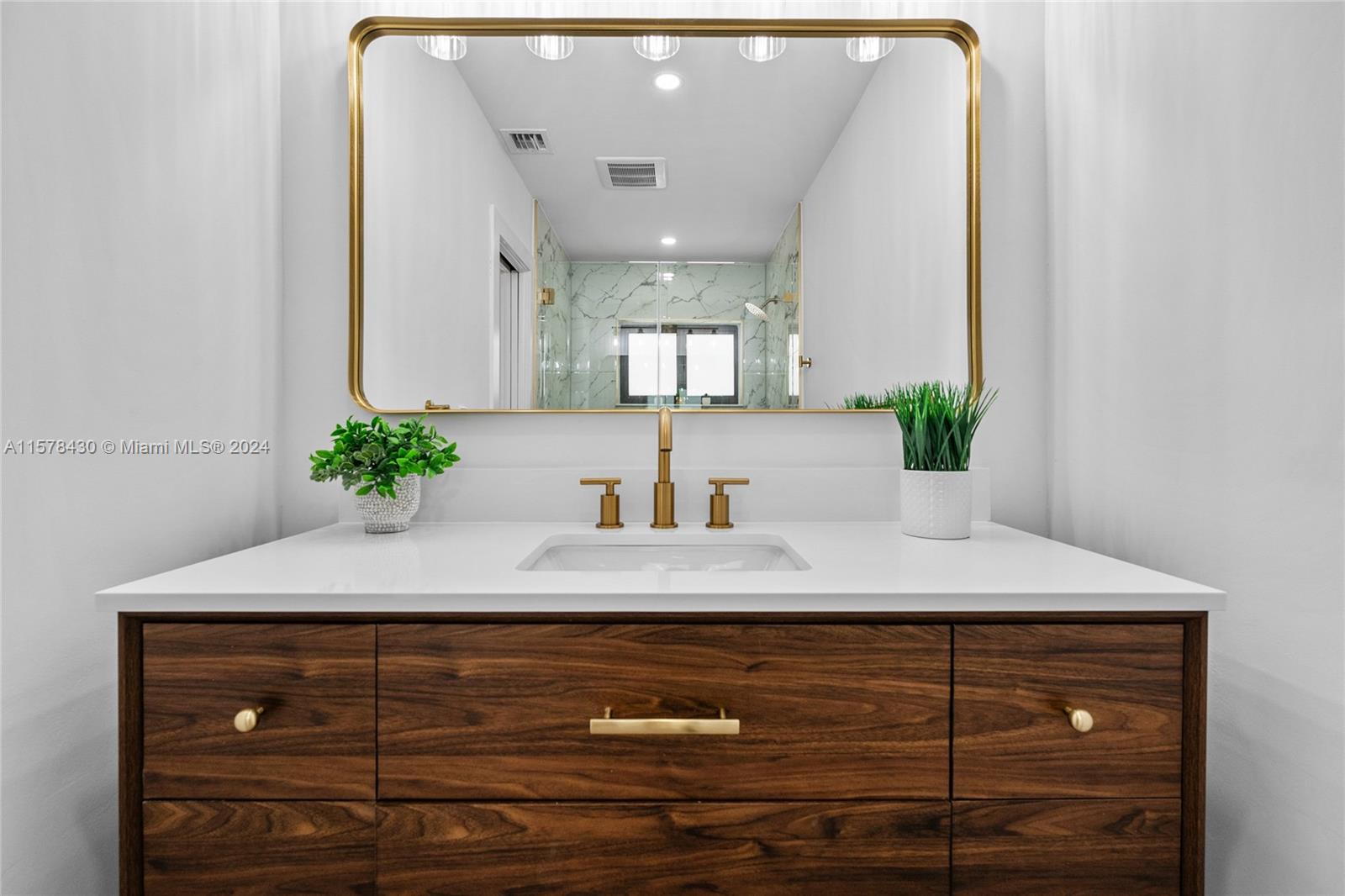 SUNILAND ESTATES - Residential