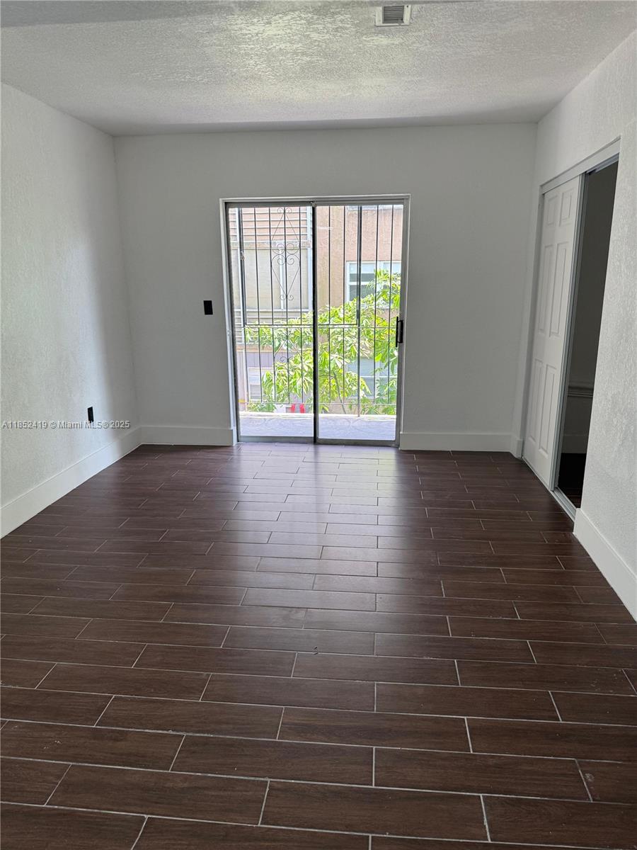 This beautifully remodeled apartment offers modern living in a prime location. With two spacious bedrooms and one and a half baths, it provides a comfortable and functional space for both individuals and families. The apartment has been thoughtfully updated with contemporary finishes and features an open layout that maximizes natural light. Located near major roads and within close proximity to shopping centers and essential services, this apartment offers both convenience and comfort. Enjoy easy access to public transportation and nearby amenities, making it the perfect place to call home. Don’t miss the opportunity to own this charming, upgraded apartment in a sought-after area!