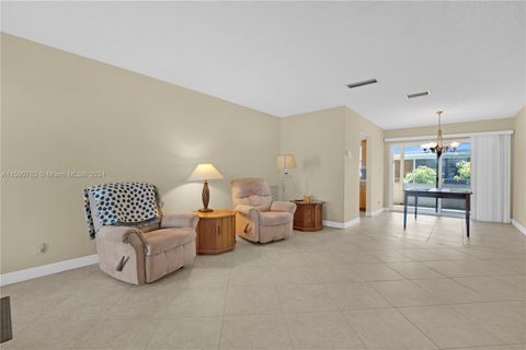 Single Family Residence in Margate FL 1698 67th Ave Ave 5.jpg