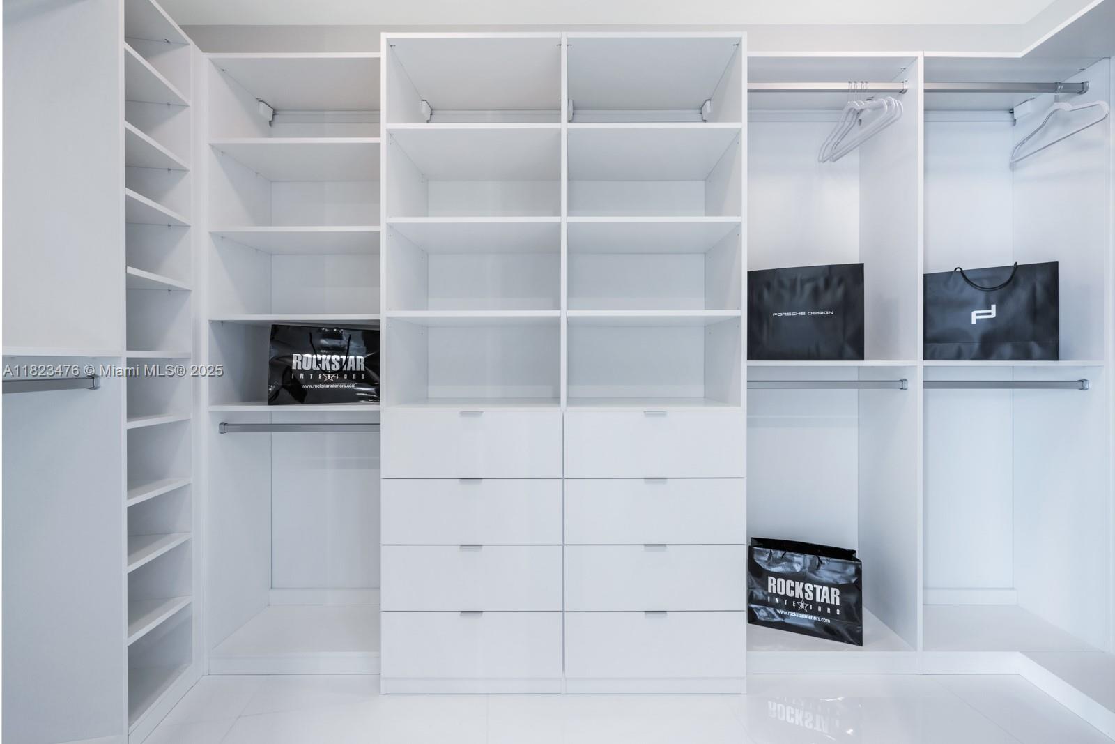 18555 COLLINS AVENUE COND - Residential