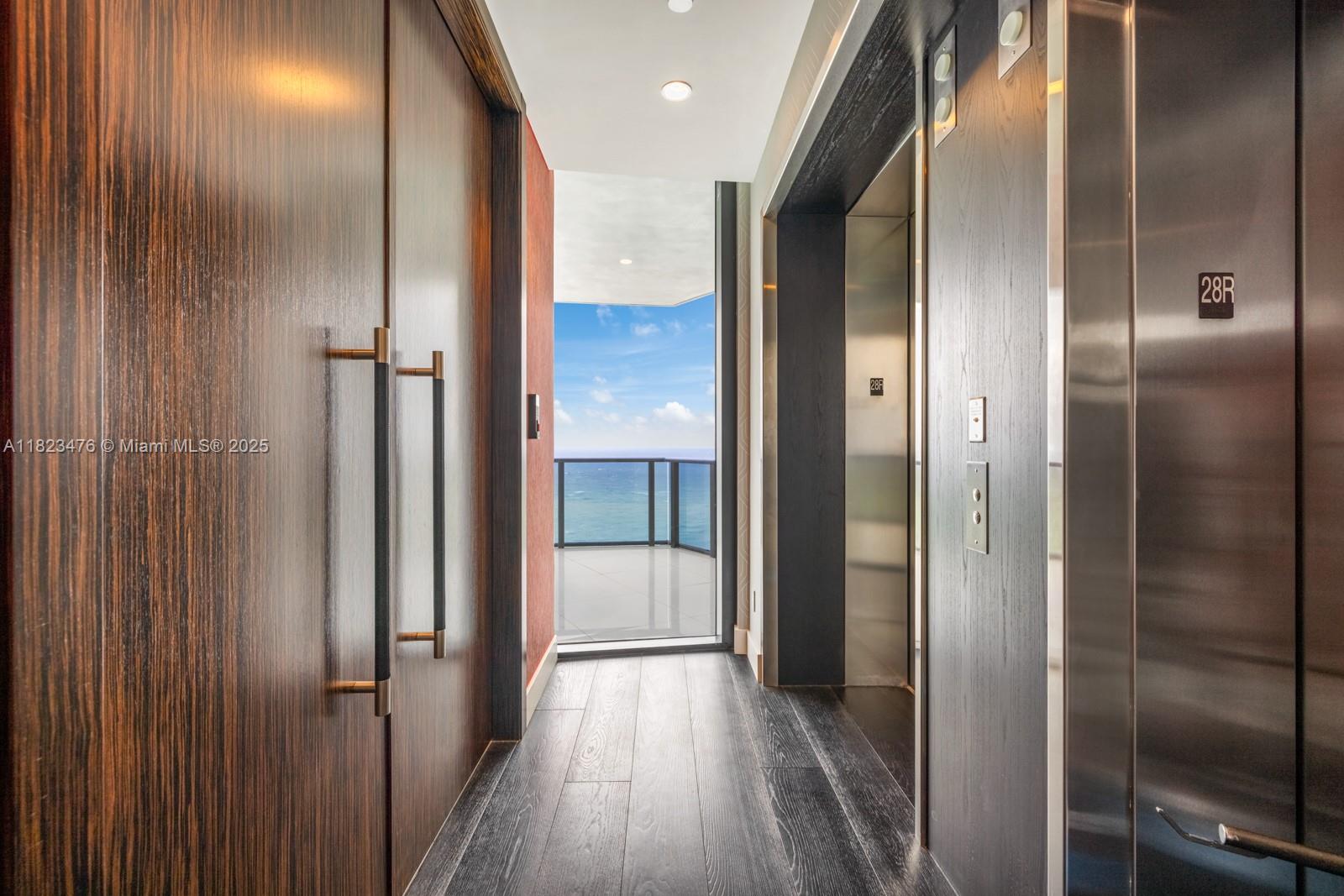 18555 COLLINS AVENUE COND - Residential