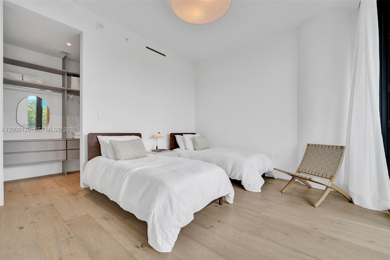 8701 COLLINS AVE CONDO - Residential Lease