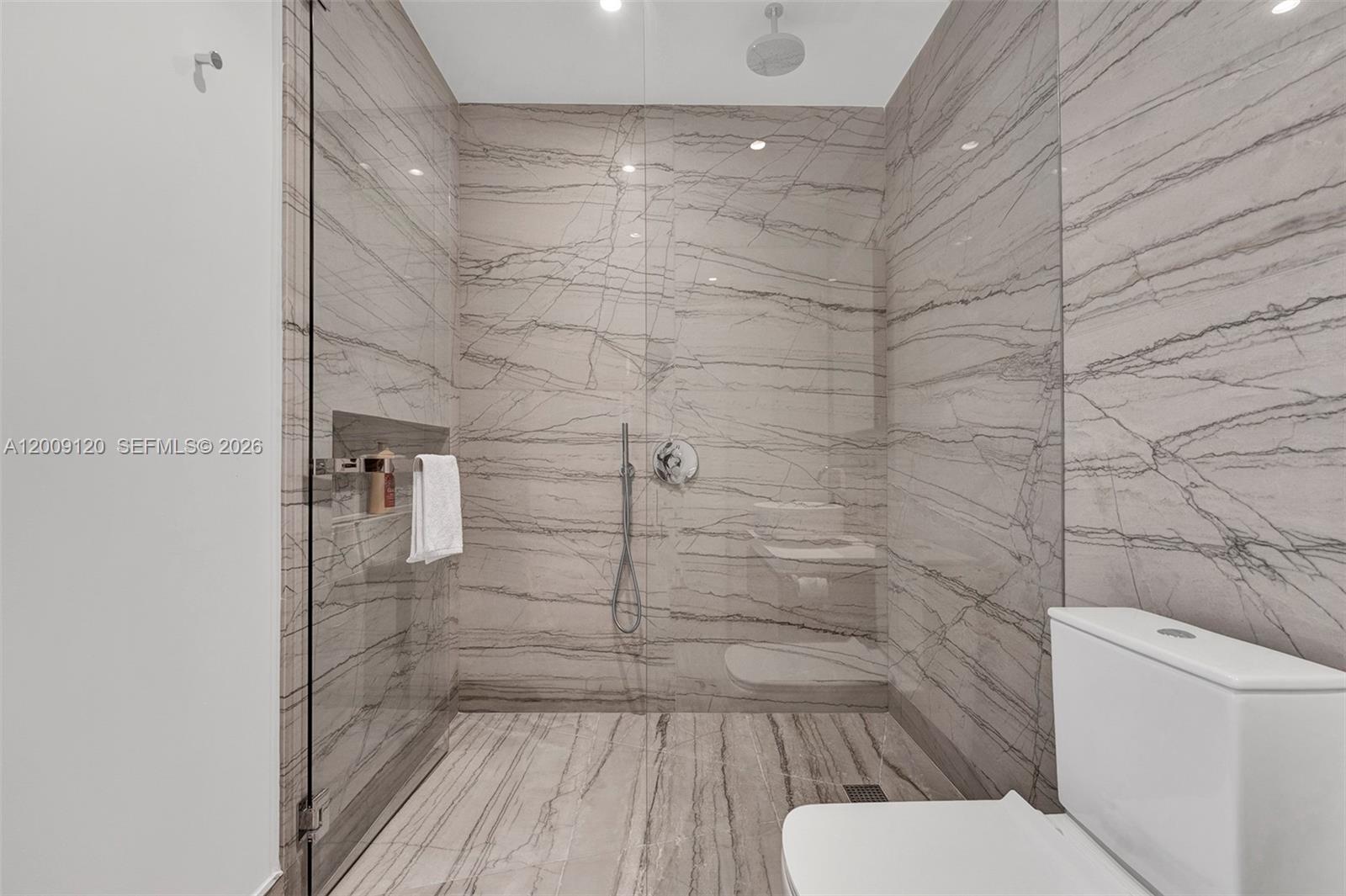 8701 COLLINS AVE CONDO - Residential Lease