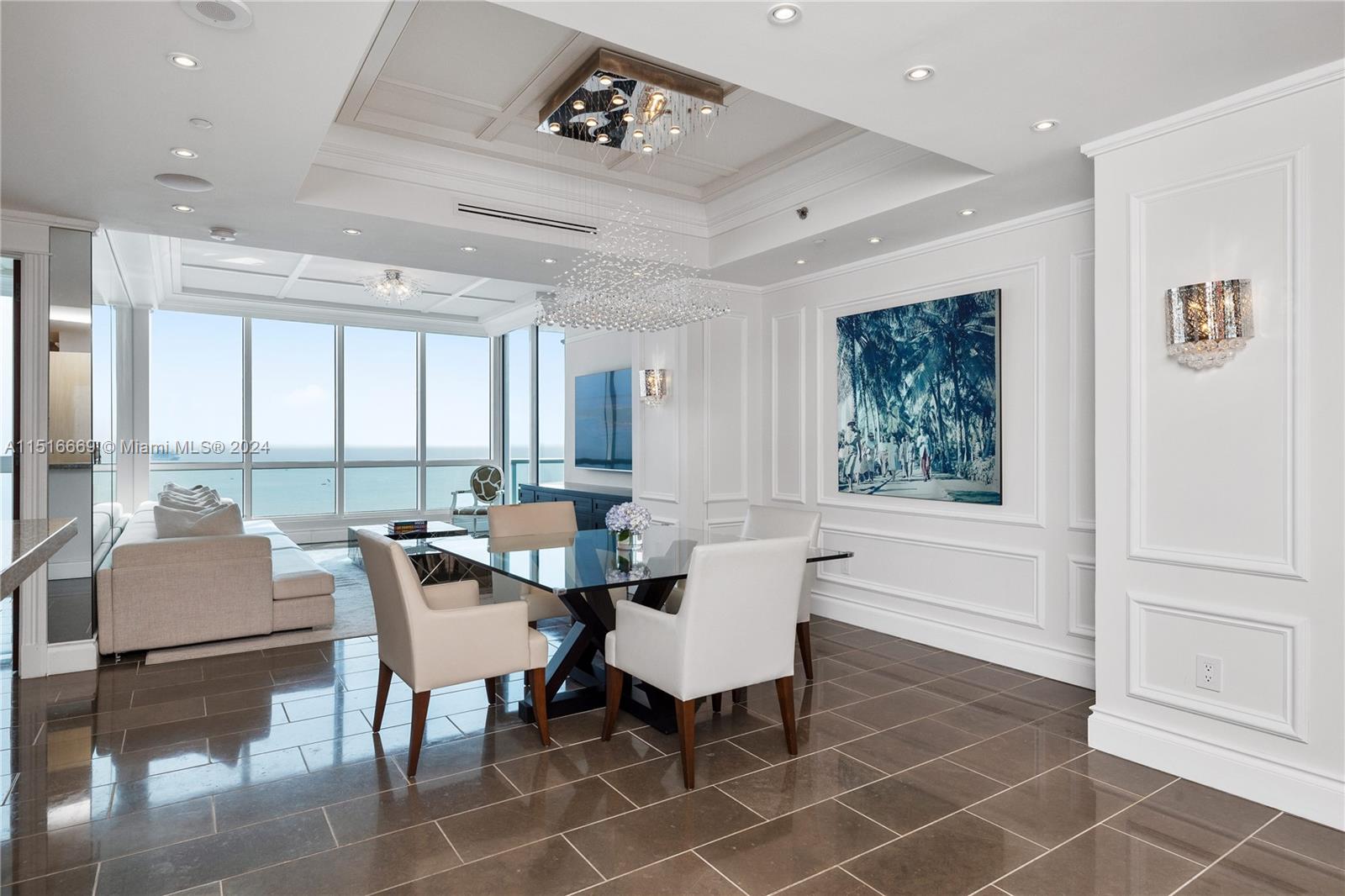 CONTINUUM ON SOUTH BEACH - Residential